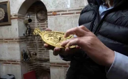 Bursa’da Usturlap Yapan Adam