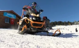 Uludağ’da JAK Timleri Kar Motorları ve Köpeklerle Görev Yapıyor