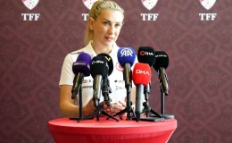 A Milli Kadın Futbol Takımı Teknik Direktörü Necla Güngör Kıragası, Erzincan’da dolu bir stadyuma oynayacaklarını söyledi