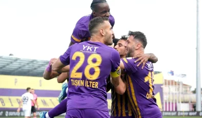 Eyüpspor, Altay’ı mağlup ederek şampiyonluğunu ilan etti