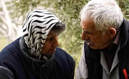 Gaziantep’te Alzaymır Hastası Kadına Eşi Moral Evi’nde Destek Oluyor