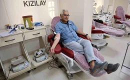 Türk Kızılayı, Kan Stoklarının Azalması Nedeniyle Vatandaşları Kan Bağışına Çağırıyor