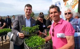 Bodrum Belediyesi Atalık Yerli Tohumları Üreticilere Hibe Etti