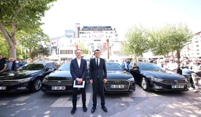 Denizli Büyükşehir Belediyesi İhtiyaç Fazlası Araçları Sergiledi