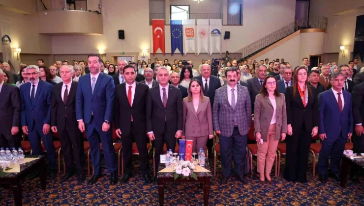 Elazığ’da Kadın ve Genç İstihdamı Konferansı Gerçekleştirildi