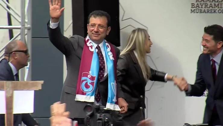 İmamoğlu, Trabzon’da: “Demokrasiyi Rayından Çıkarırsanız Kadınlara, Çocuklara, Gençlere, Emeklilere Zulüm Çektirir”