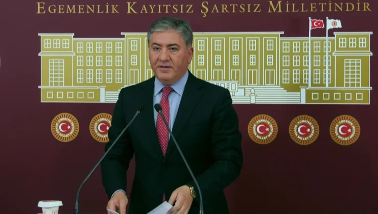 Murat Emir’den 1 Mayıs Açıklaması: “İçişleri Bakanı Saray’dan Aldığı Talimatlar Doğrultusunda Girişimlerimize Karşı İzin Vermemiştir”