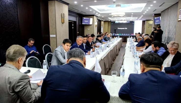 Orta Asya’da Su Kıtlığı Sorunu ve Çözüm Olanakları Tartışıldı